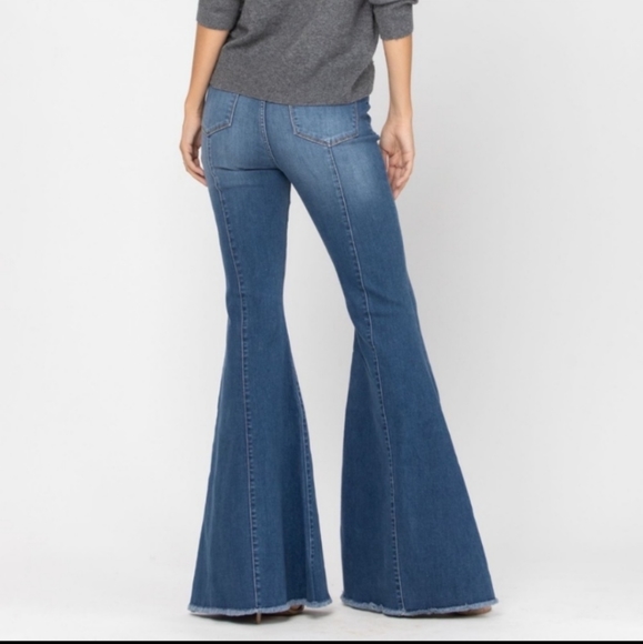 Women’s Judy Blue 70s,Highrise, Bell Bottom Flared Jeans - Picture 3 of 16